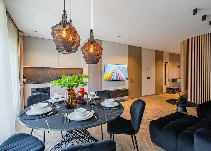 Vakantiehuis Black Pine House