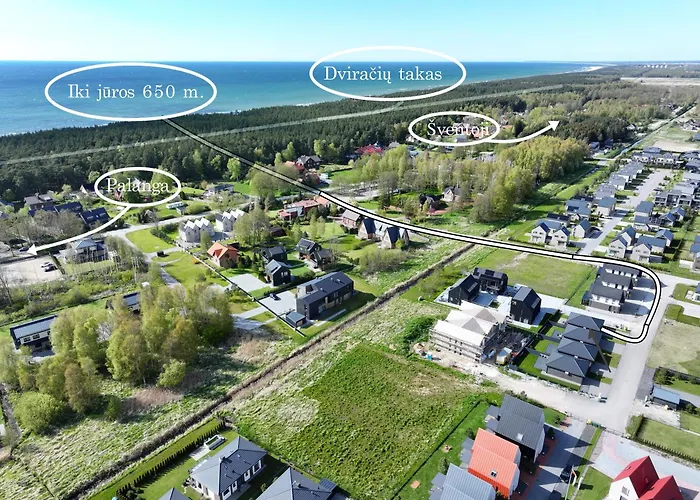 Black Pine House Vakantiehuis Palanga